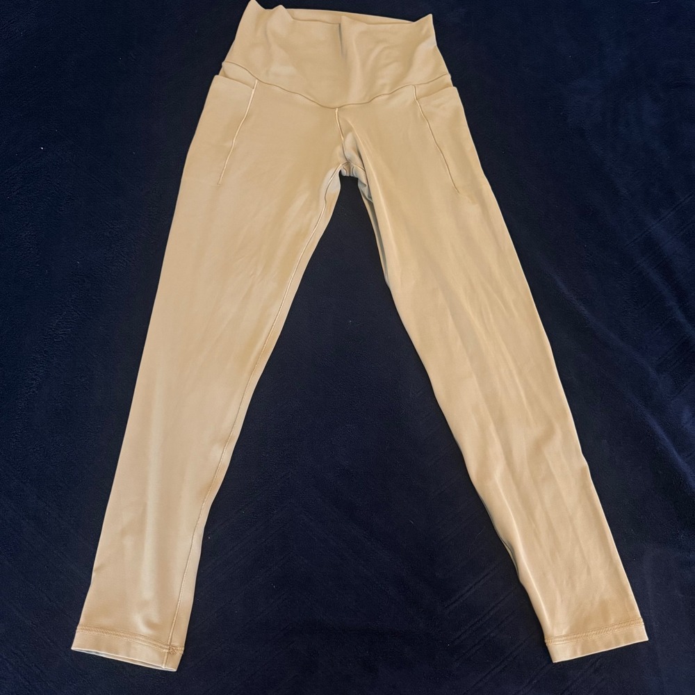 Offline by Aerie Real Me Xtra 7/8‎ Leggings Tan High Rise Pockets Womens Medium